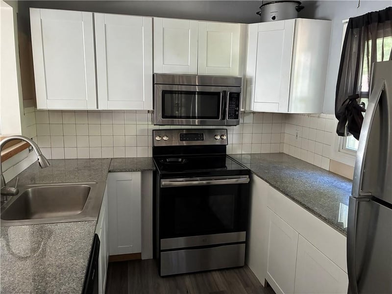 616 N Westwood Ct, Independence, MO 64050