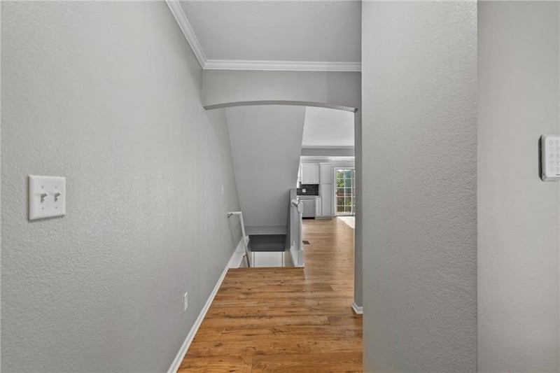 5792 NW Plantation Cir, Lee's Summit, MO 64064