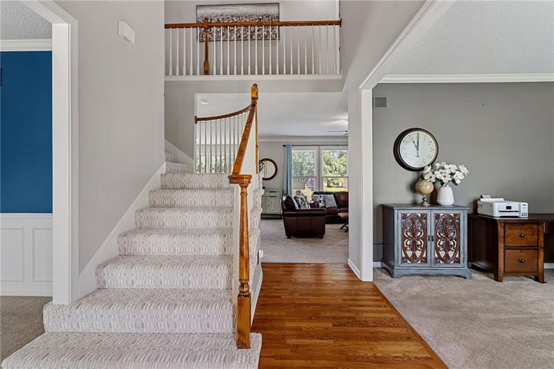 14105 Bradshaw St, Overland Park, KS 66221