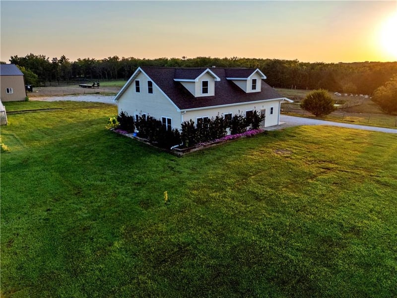 45526 Highway K Hw, Richmond, MO 64085