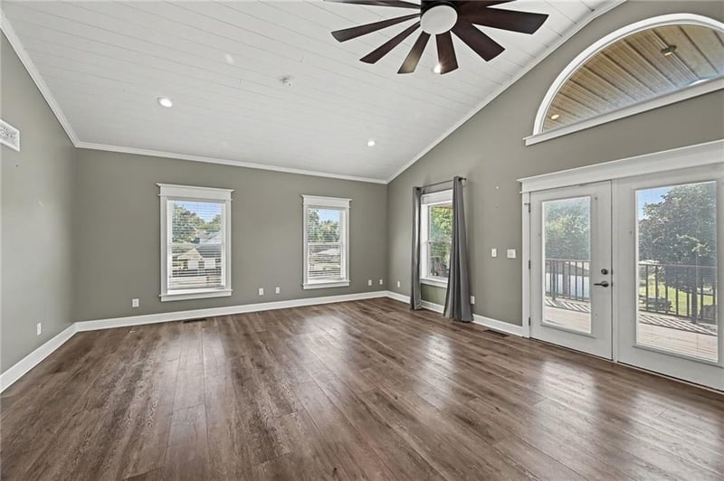 100 S 2nd St, King City, MO 64463