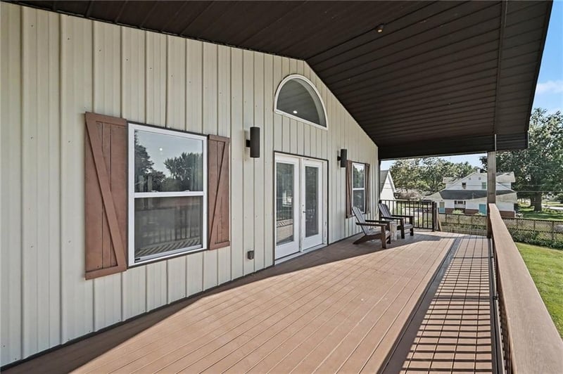 100 S 2nd St, King City, MO 64463