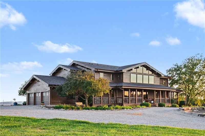 521 N 1450th Rd, Lawrence, KS 66049