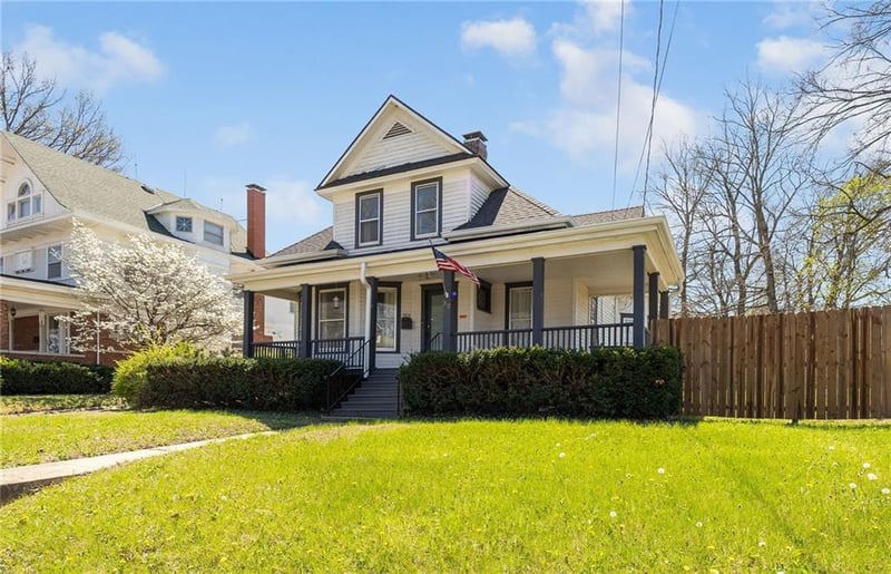 312 E Gay St, Warrensburg, MO 64093