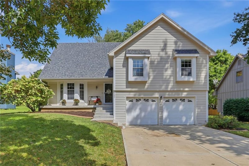 14624 W 83rd Ter, Lenexa, KS 66215