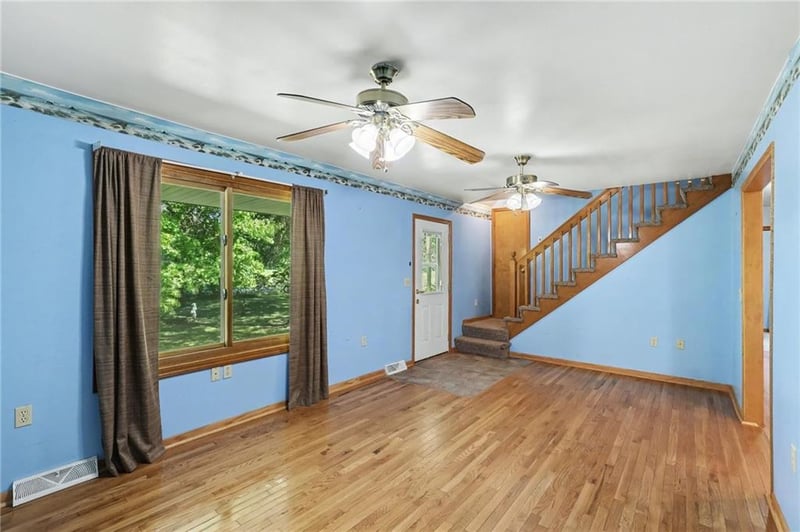 16614 S Hadsell Rd, Pleasant Hill, MO 64080