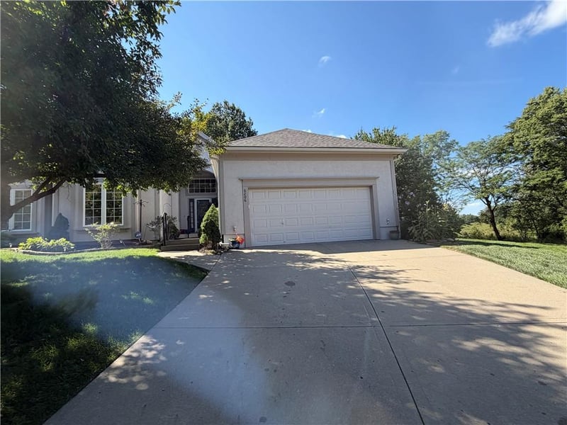 6206 NW 79th St, Kansas City, MO 64151