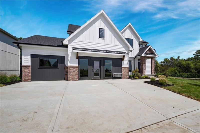 18330 W 195 St, Spring Hill, KS 66083