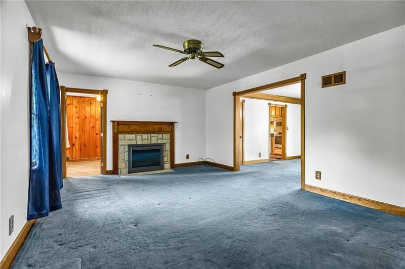 5530 N Spruce Ave, Kansas City, MO 64119