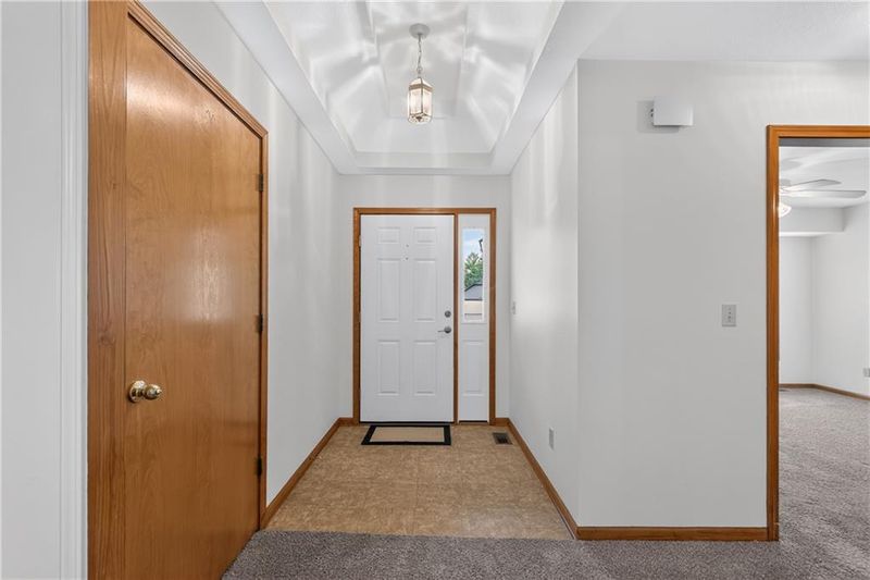 705 Pine Crest Ave, Kearney, MO 64060