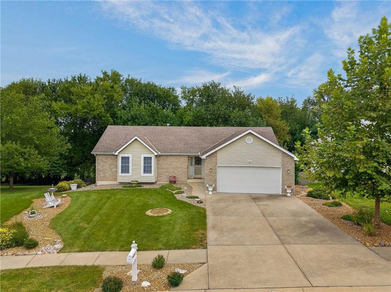 705 Pine Crest Ave, Kearney, MO 64060