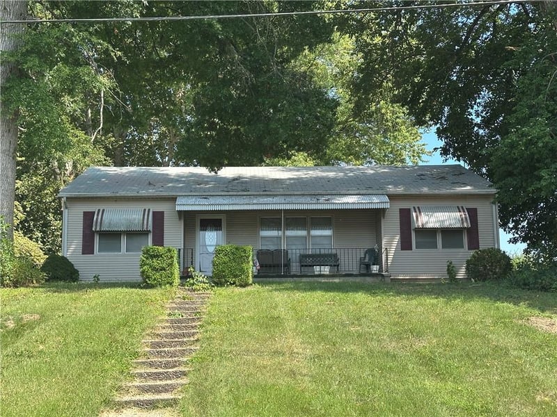 707 Main St, Waverly, MO 64096