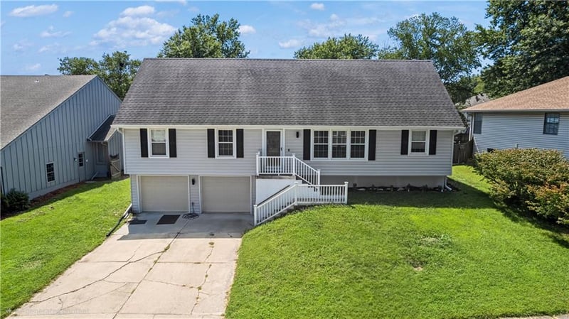 16901 E 49th Ter S, Independence, MO 64055