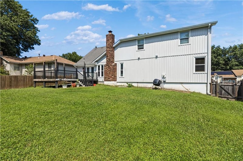 16901 E 49th Ter S, Independence, MO 64055