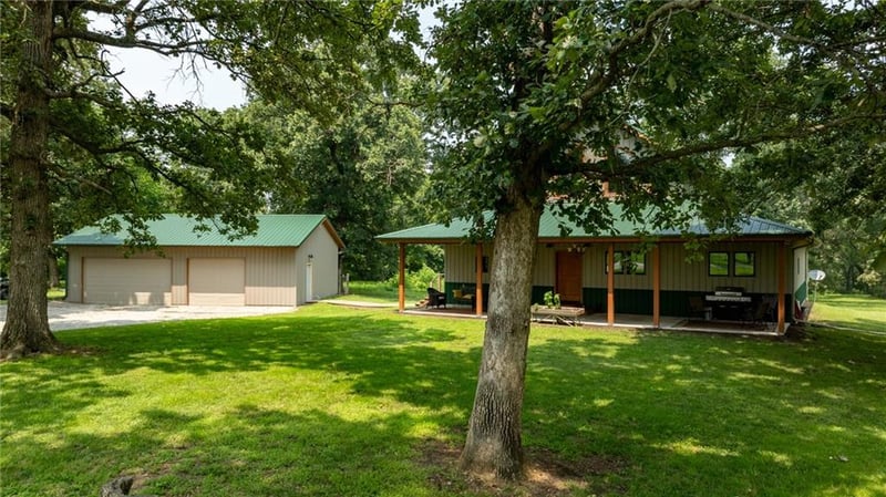 29721 S Hess Rd, Harrisonville, MO 64701