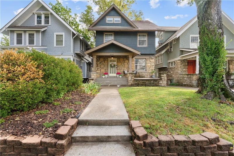 4235 Harrison St, Kansas City, MO 64110