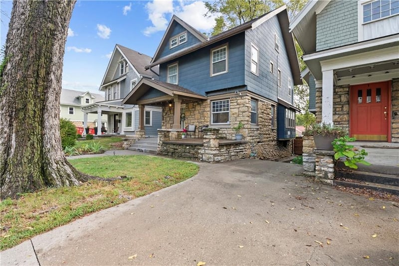 4235 Harrison St, Kansas City, MO 64110