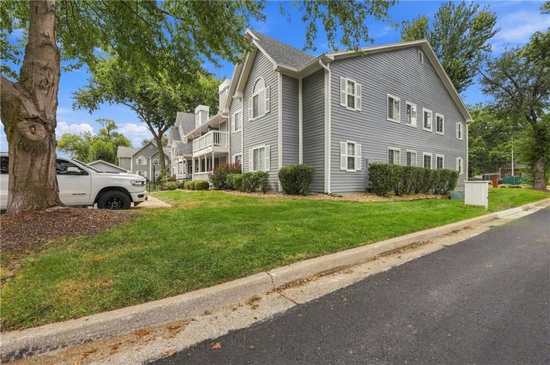 4017 S Crysler Ave #7, Independence, MO 64055