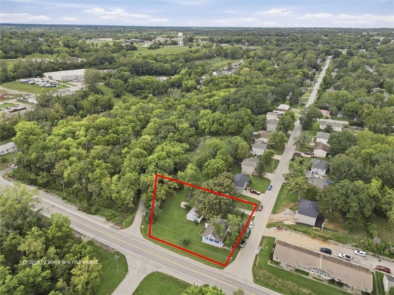 1300 Kearney Rd, Excelsior Springs, MO 64024
