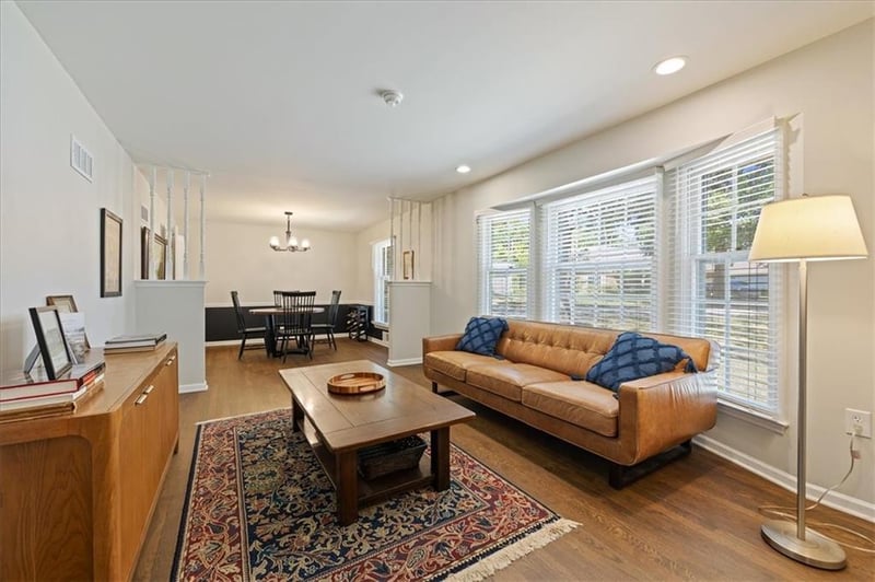 11512 Walnut St, Kansas City, MO 64114