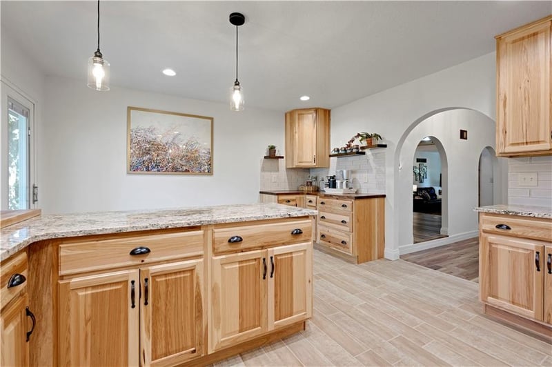 12001 W 150th Cir, Olathe, KS 66062
