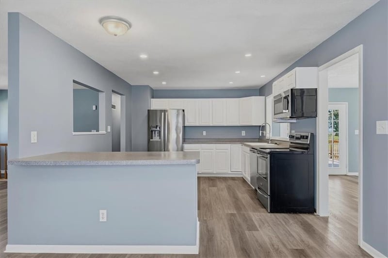 3017 S Hall Rd, Independence, MO 64052