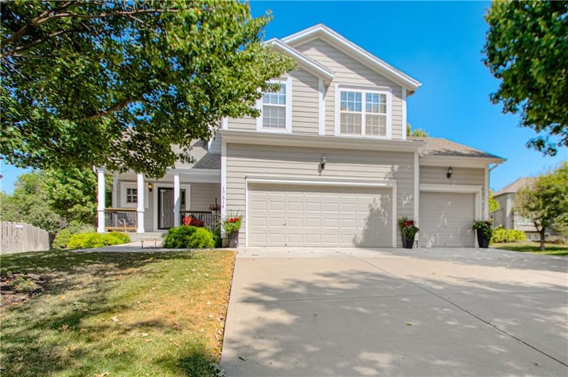 17514 W 162nd St, Olathe, KS 66062