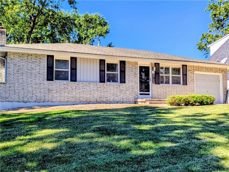 5724 N Denver Ave, Kansas City, MO 64119