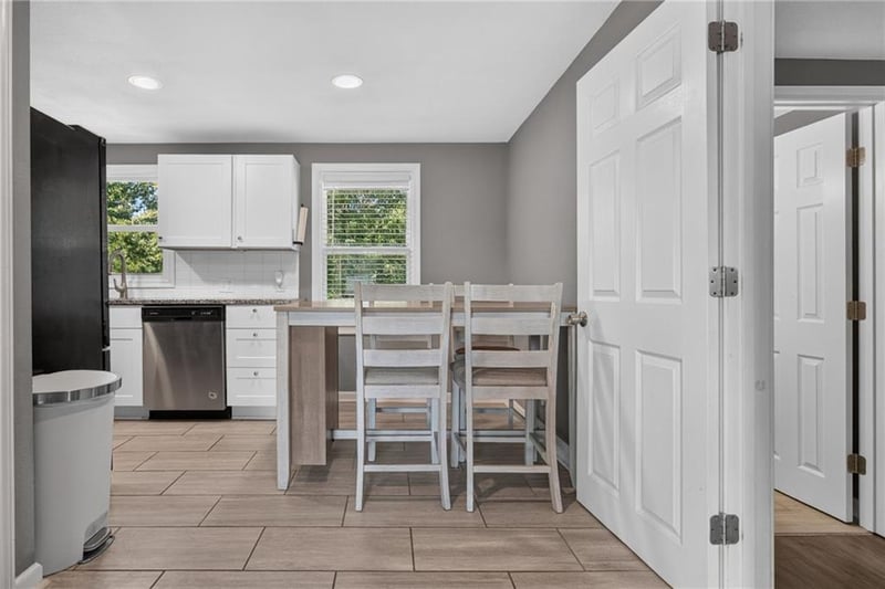 3232 W Townsend Ct, Kansas City, KS 66109