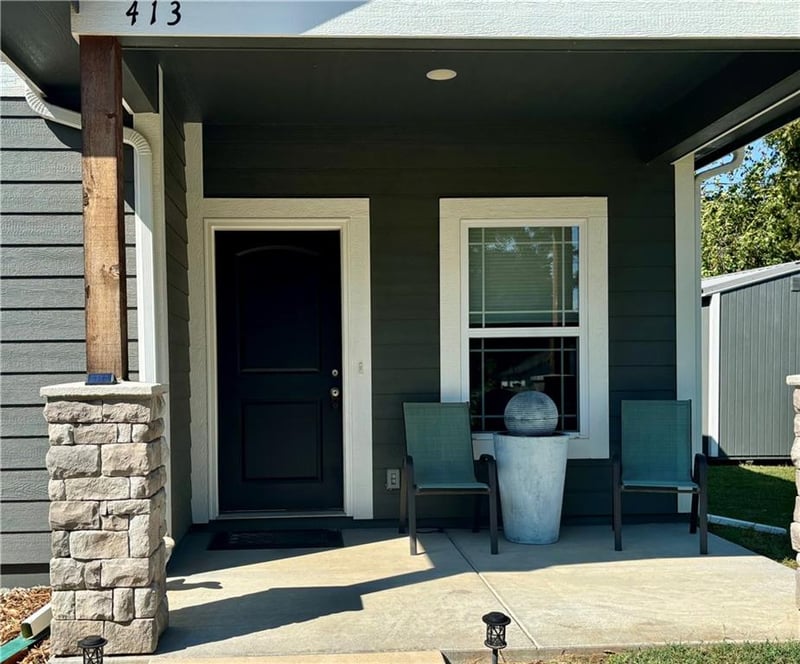 413 E 2nd St, Ottawa, KS 66067