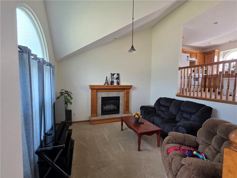 413 N Savage Ct, Independence, MO 64050