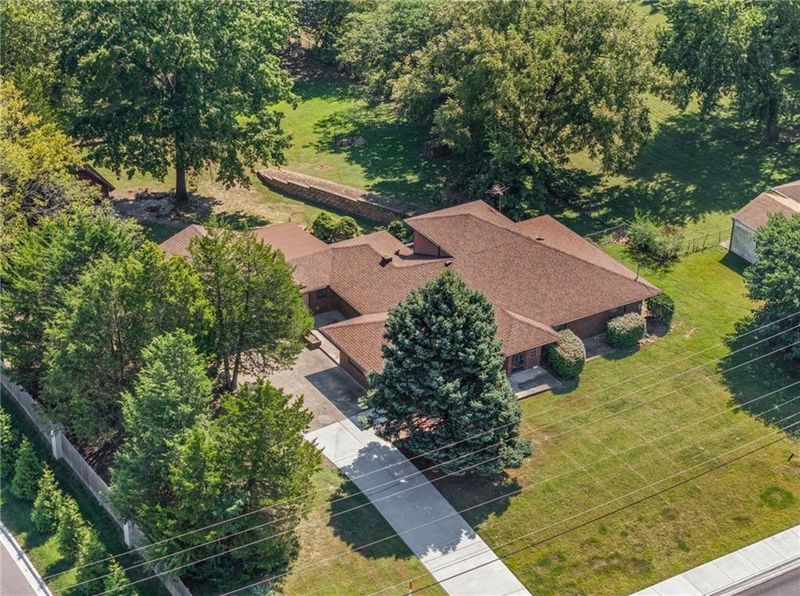 1335 N 90th St, Kansas City, KS 66112