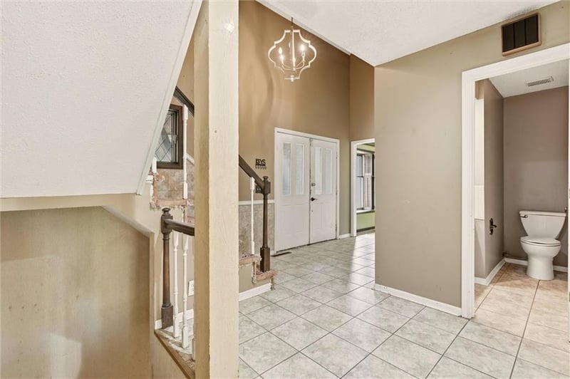 3706 W Colony Sq, St Joseph, MO 64506