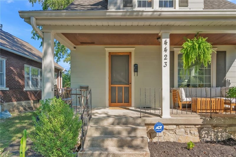 4423 Genessee St, Kansas City, MO 64111