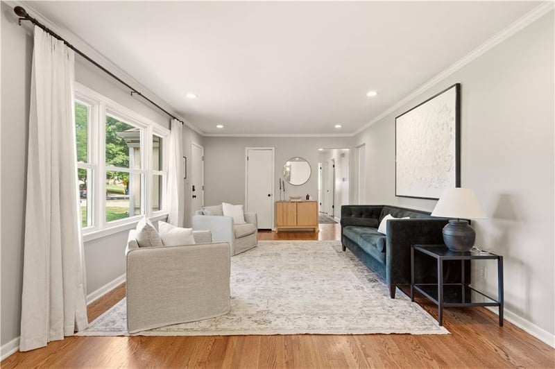 1109 W 100th Ter, Kansas City, MO 64114