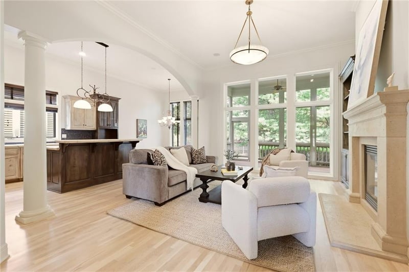 5272 W 150th Ter, Leawood, KS 66224