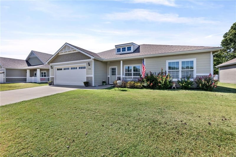1722 S Willow St, Ottawa, KS 66067