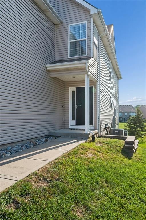 9747 N Lewis Ave, Kansas City, MO 64157