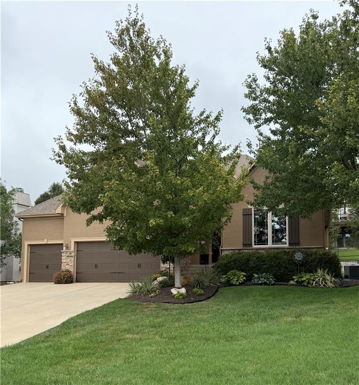 12714 W 49th Ter, Shawnee, KS 66216