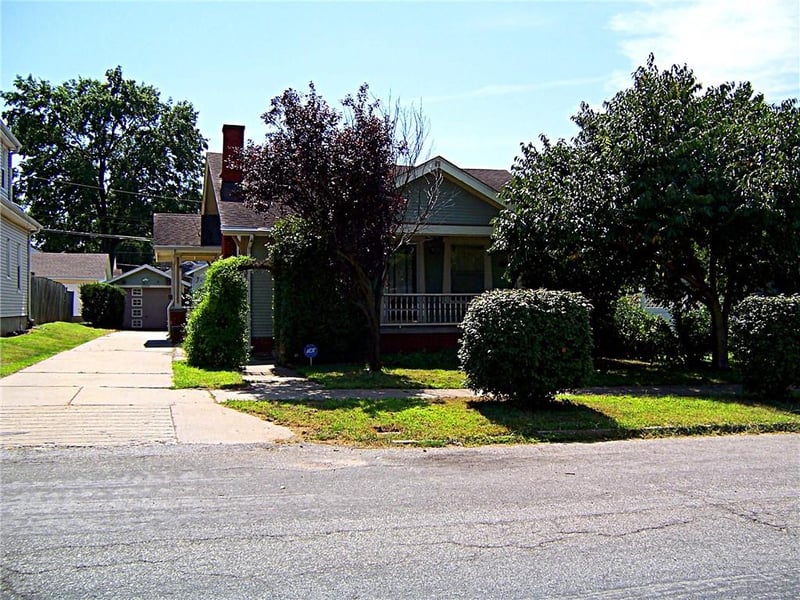 2814 Edmond St, St Joseph, MO 64501
