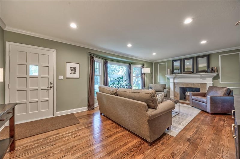 5401 W 65th Pl, Prairie Village, KS 66202