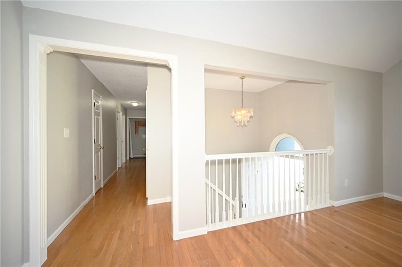 701 NW 51st Ter, Kansas City, MO 64118