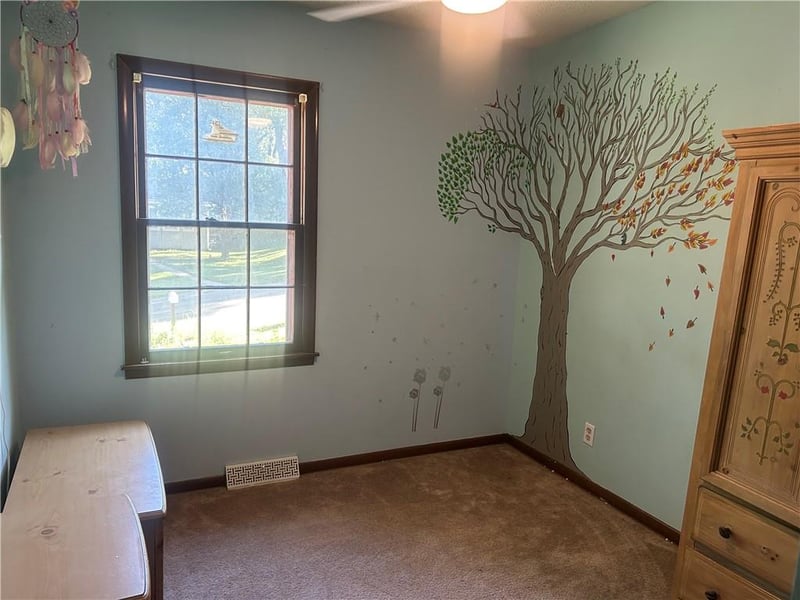 7001 Sloan Ave, Kansas City, KS 66109