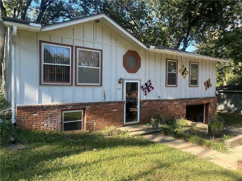 7001 Sloan Ave, Kansas City, KS 66109