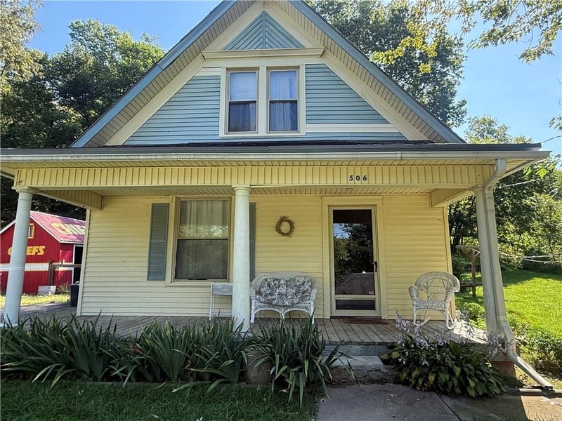 506 N Main St, Forest City, MO 64451