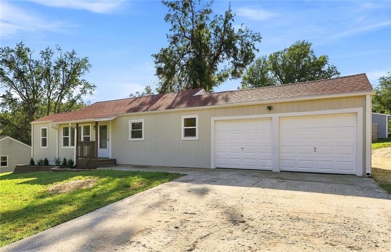 3418 N 62nd St, Kansas City, KS 66104