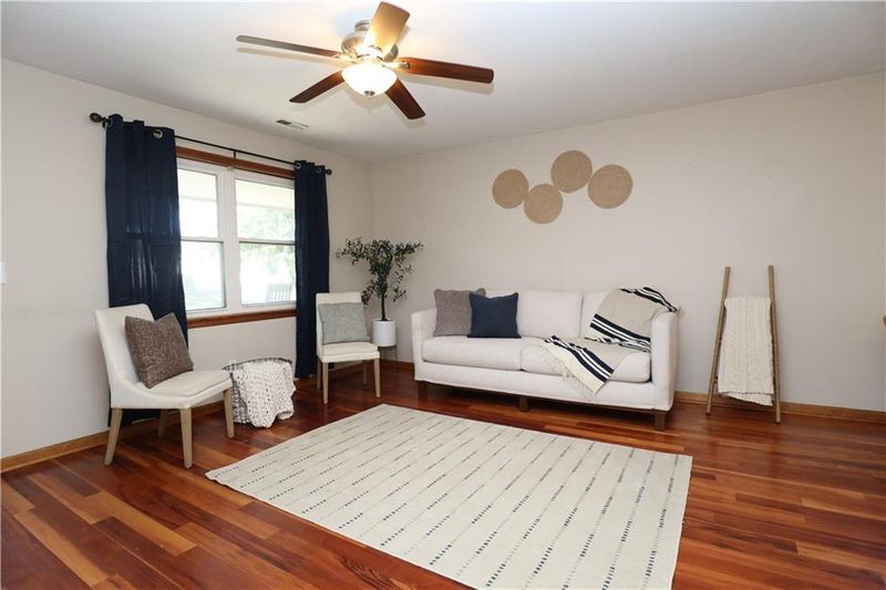 1014 Locust St, Eudora, KS 66025