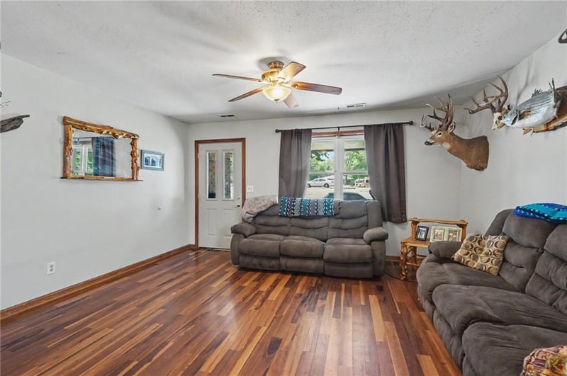 1014 Locust St, Eudora, KS 66025