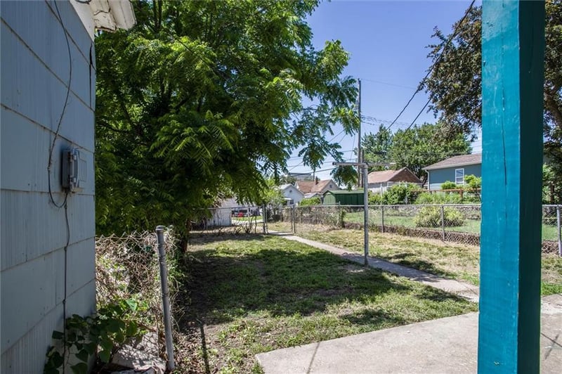 502 N Thompson St, Kansas City, KS 66101
