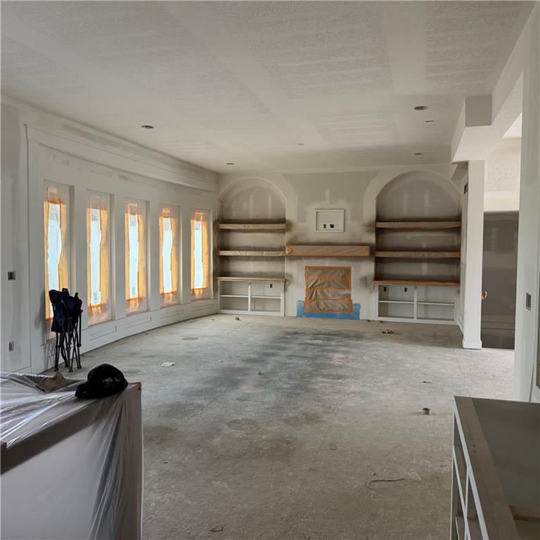 2365 Foxtail Dr, Kearney, MO 64060